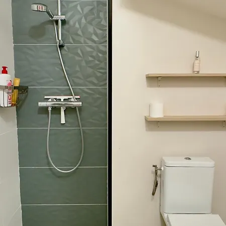 Le Cosy - Place Du 30 Octobre - 4 Personnes *