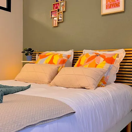 Apartment Le Cosy - Place Du 30 Octobre - 4 Personnes Dijon