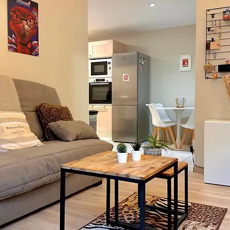 Apartment Le Cosy - Place Du 30 Octobre - 4 Personnes Dijon