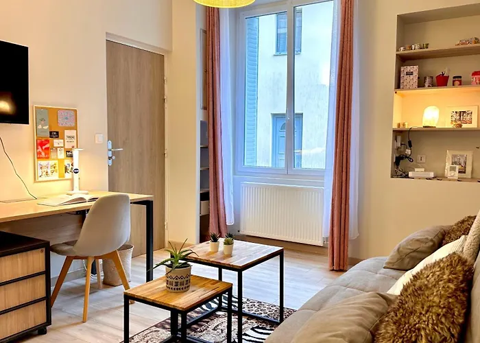 アパート Le Cosy - Place Du 30 Octobre - 4 Personnes ディジョン